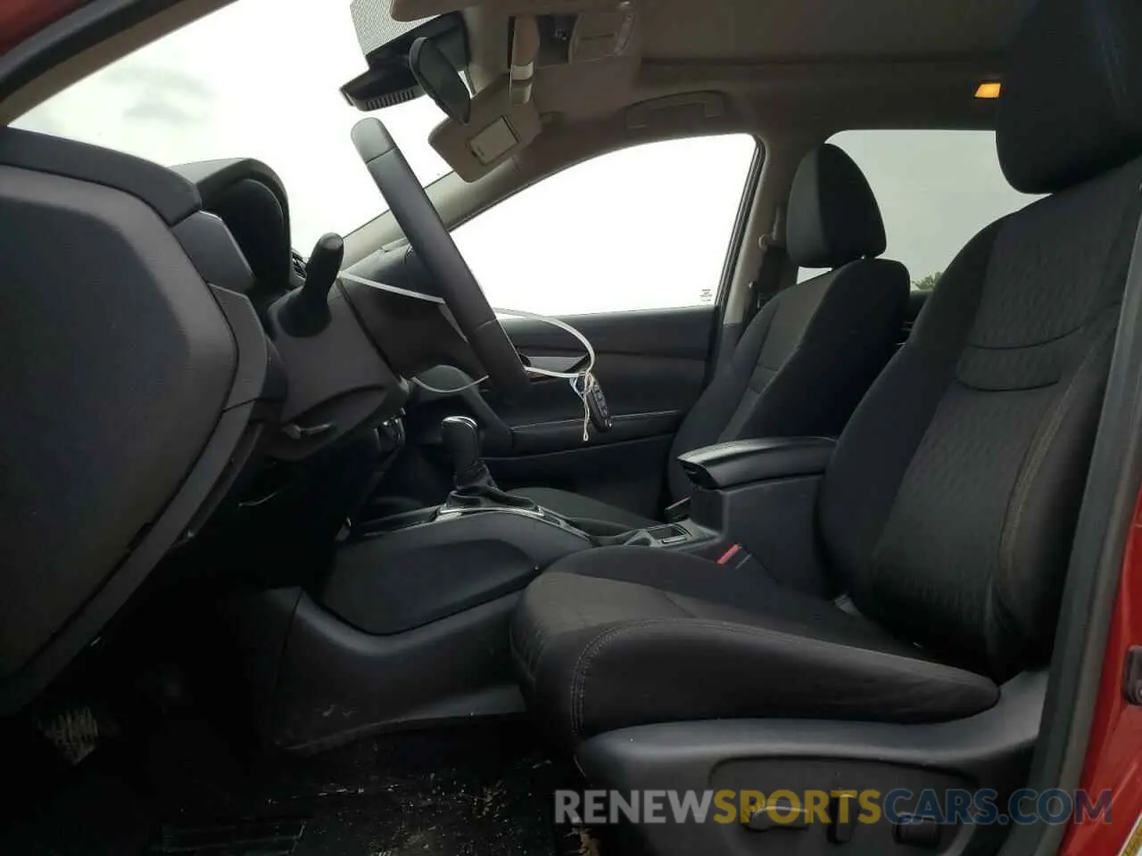 7 Photograph of a damaged car 5N1AT2MVXLC789088 NISSAN ROGUE 2020