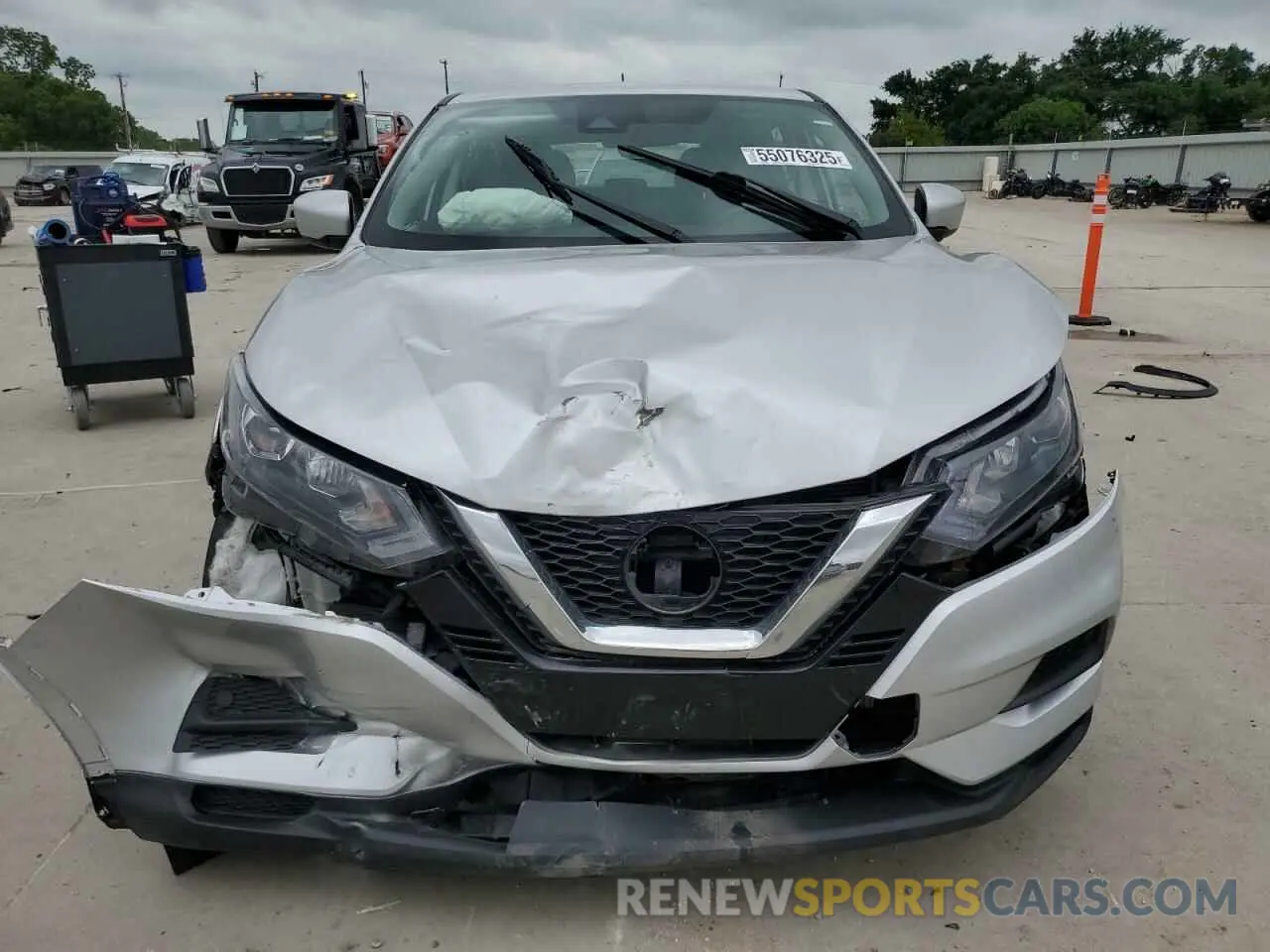 5 Photograph of a damaged car JN1BJ1CV0LW268344 NISSAN ROGUE 2020
