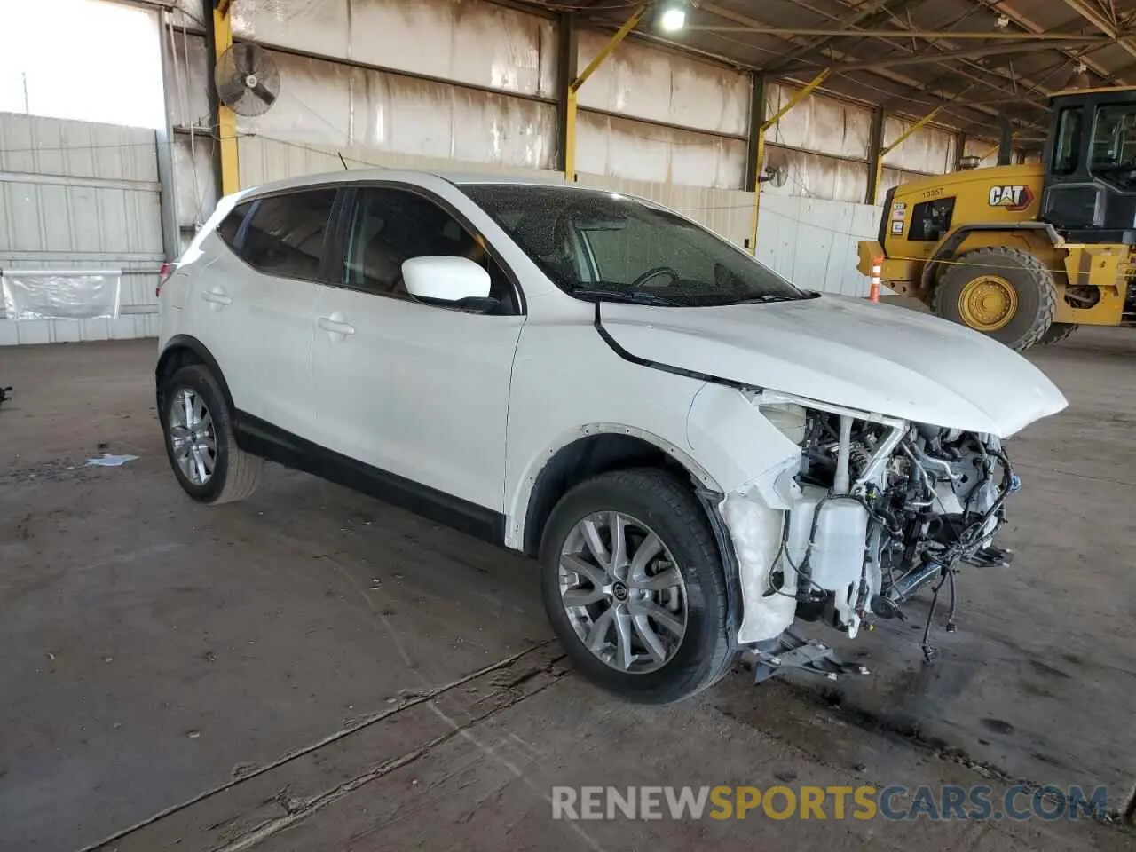 4 Photograph of a damaged car JN1BJ1CV1LW274539 NISSAN ROGUE 2020