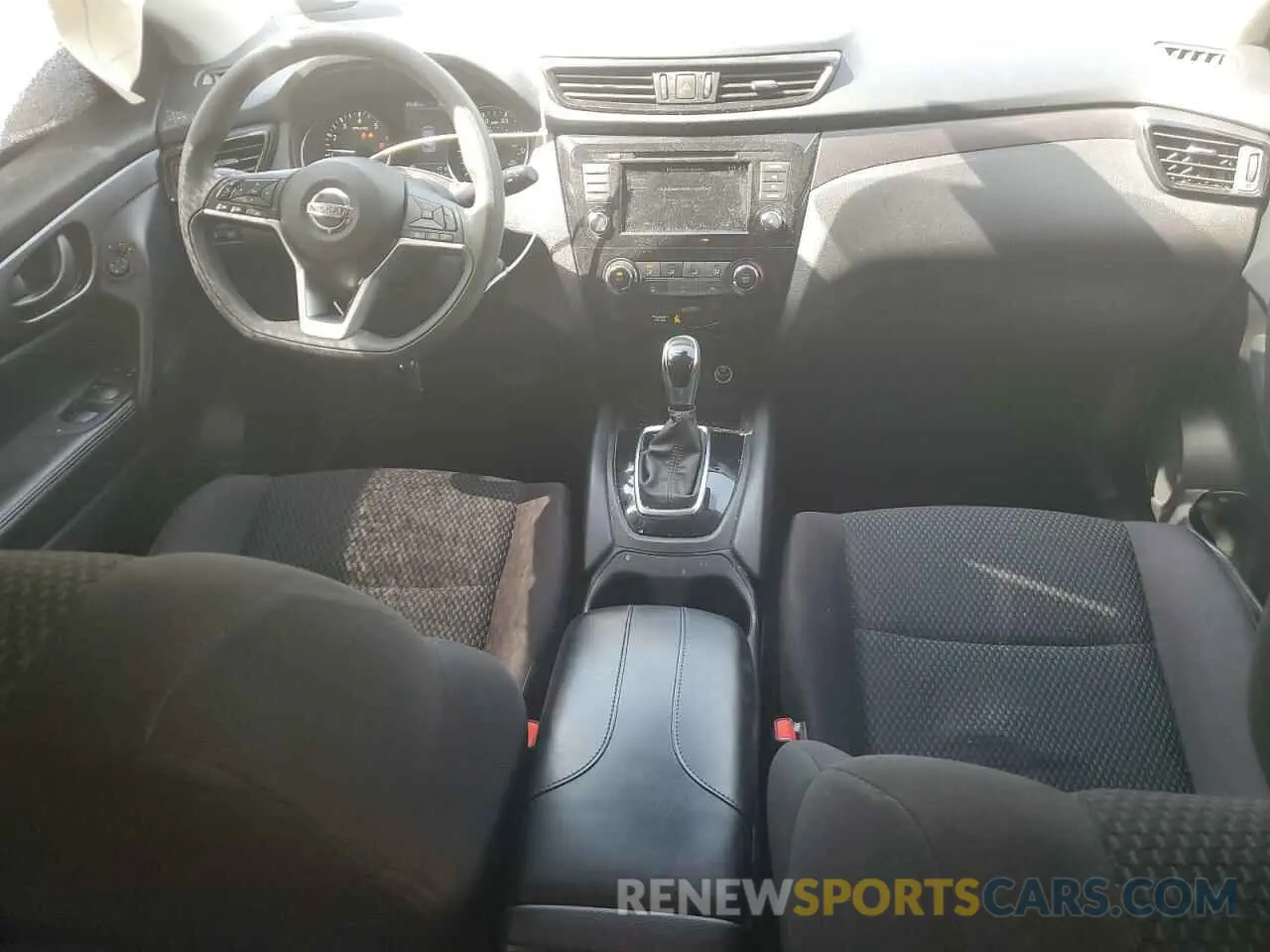 8 Photograph of a damaged car JN1BJ1CV2LW549920 NISSAN ROGUE 2020