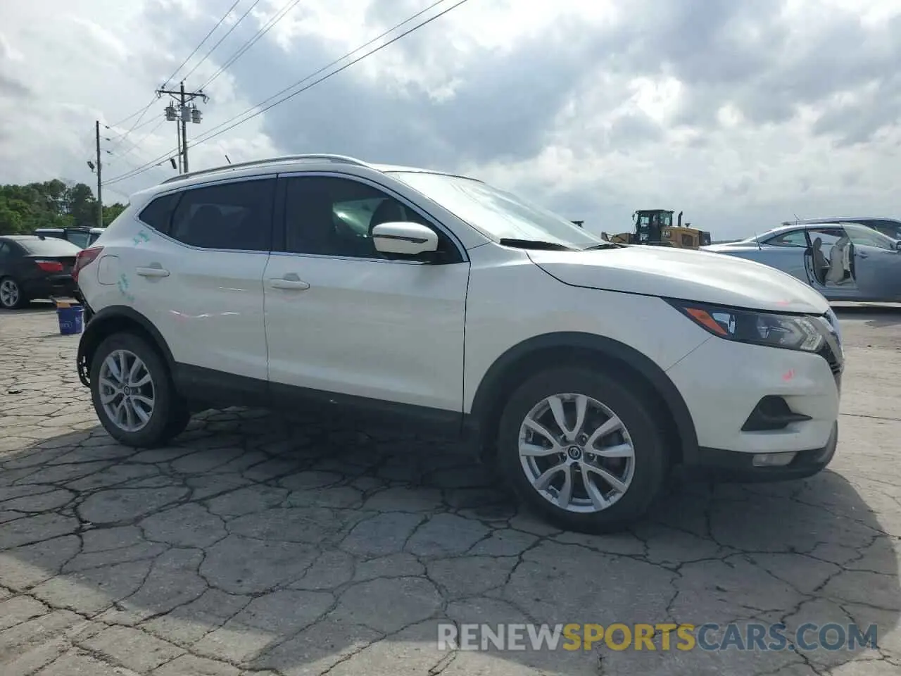4 Photograph of a damaged car JN1BJ1CV3LW546251 NISSAN ROGUE 2020