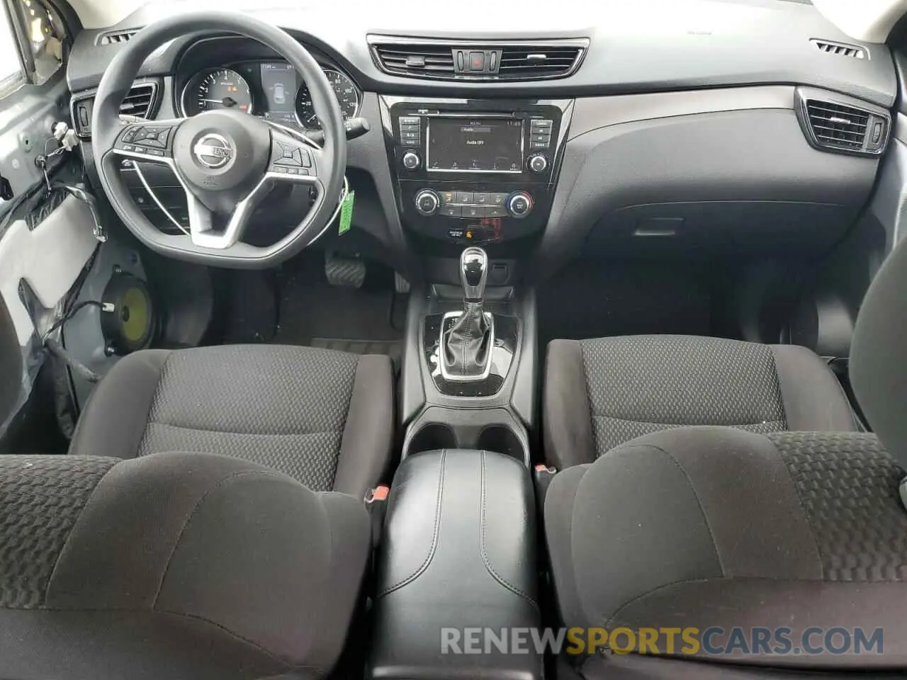 8 Photograph of a damaged car JN1BJ1CV3LW547352 NISSAN ROGUE 2020
