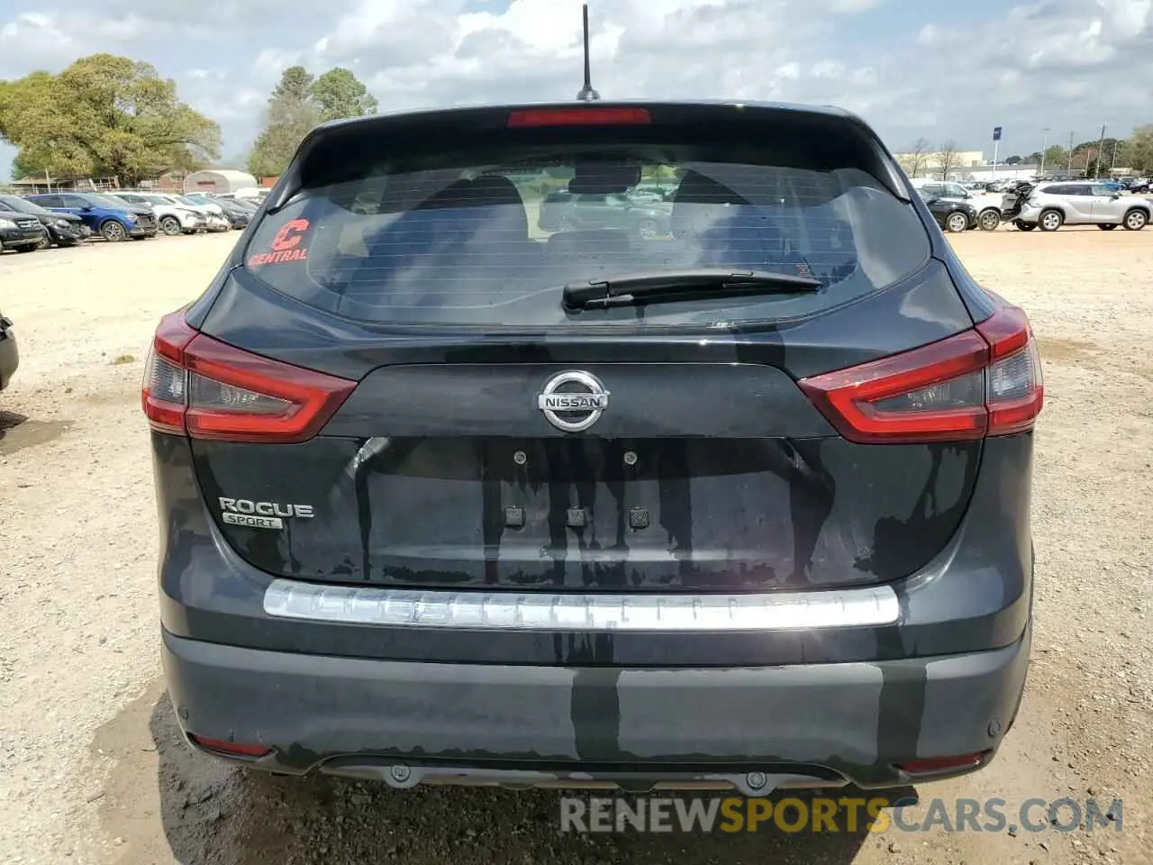 6 Photograph of a damaged car JN1BJ1CV4LW267570 NISSAN ROGUE 2020
