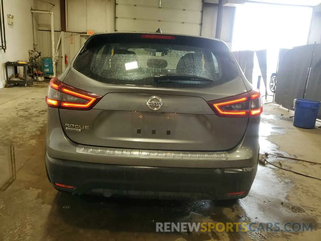 6 Photograph of a damaged car JN1BJ1CV4LW269254 NISSAN ROGUE 2020