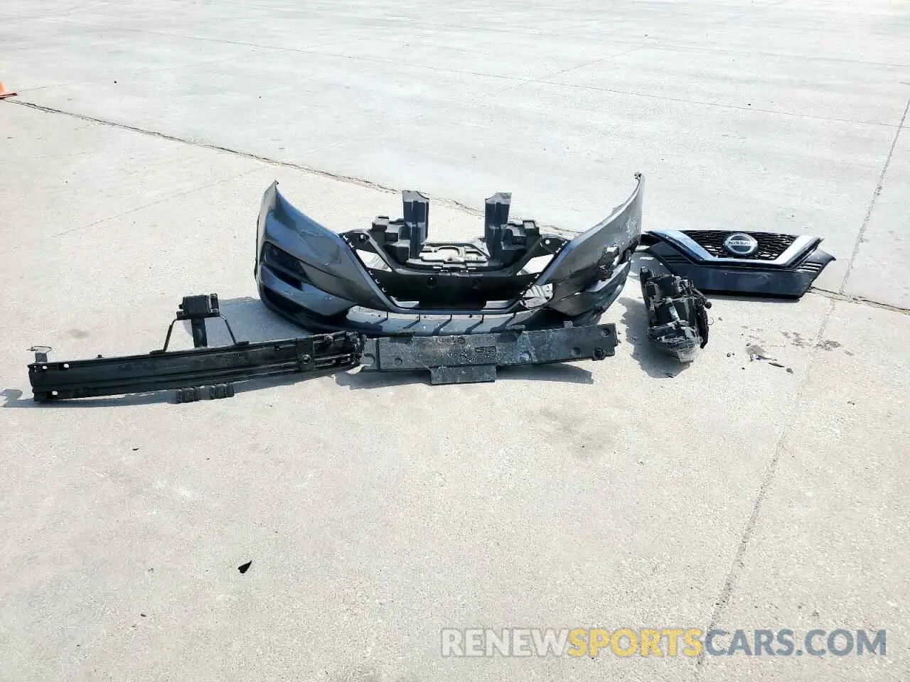 13 Photograph of a damaged car JN1BJ1CV4LW548140 NISSAN ROGUE 2020