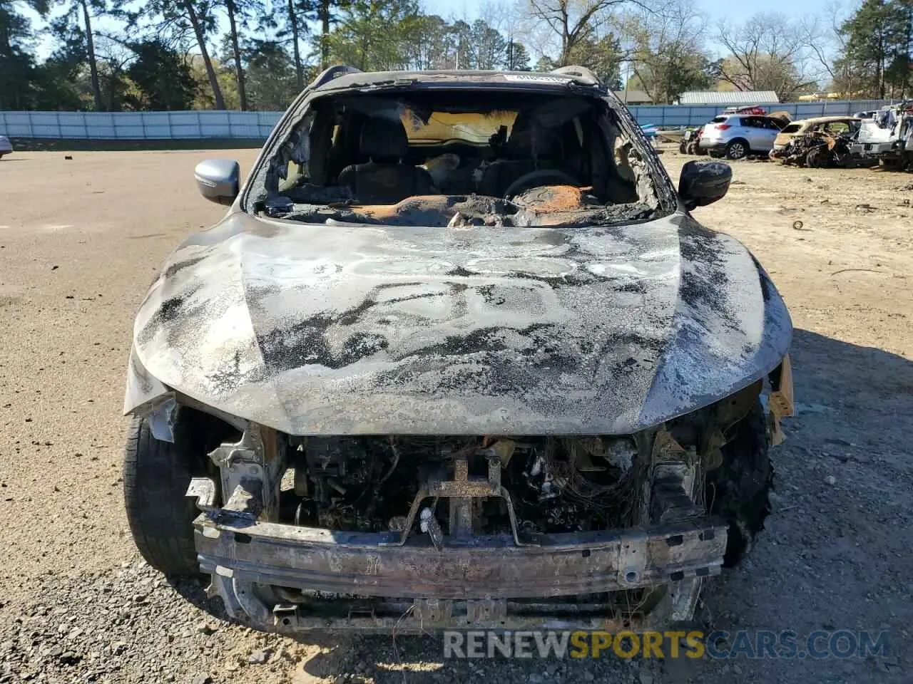 5 Photograph of a damaged car JN1BJ1CV5LW257193 NISSAN ROGUE 2020