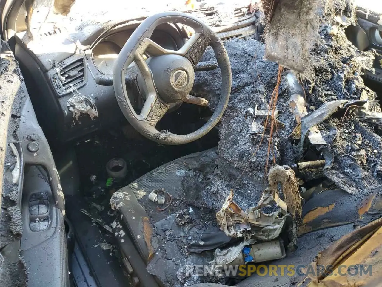 8 Photograph of a damaged car JN1BJ1CV5LW257193 NISSAN ROGUE 2020