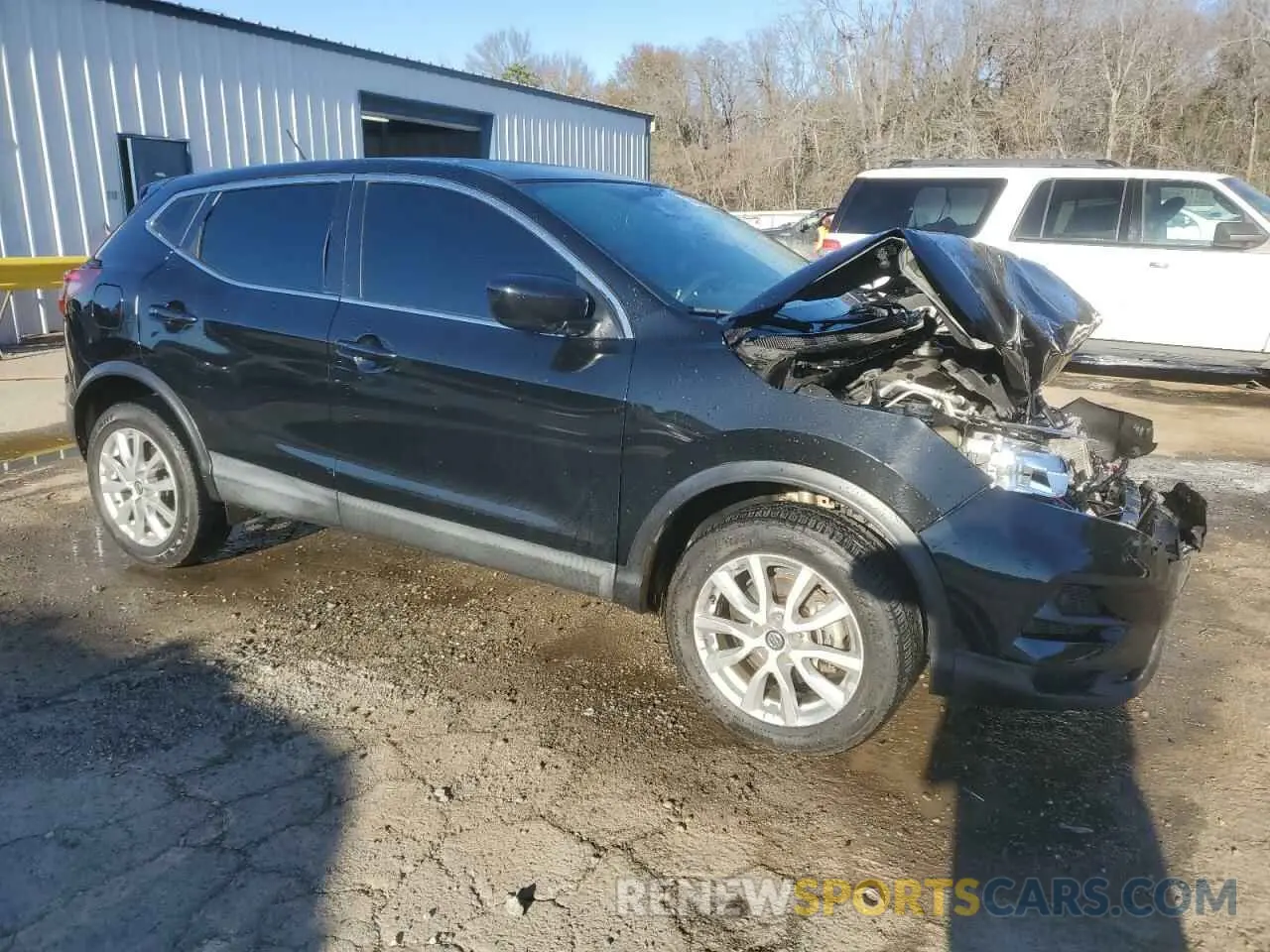 4 Photograph of a damaged car JN1BJ1CV5LW258196 NISSAN ROGUE 2020