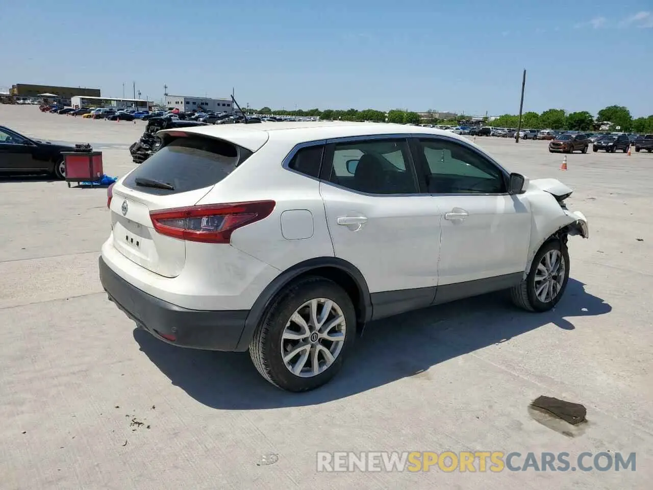3 Photograph of a damaged car JN1BJ1CV5LW262474 NISSAN ROGUE 2020