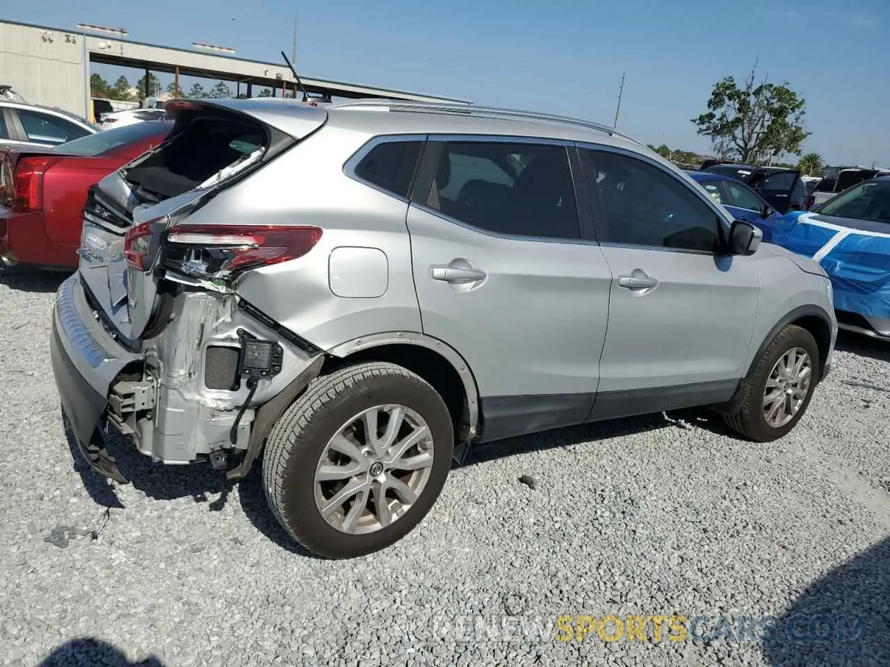 3 Photograph of a damaged car JN1BJ1CV5LW263513 NISSAN ROGUE 2020