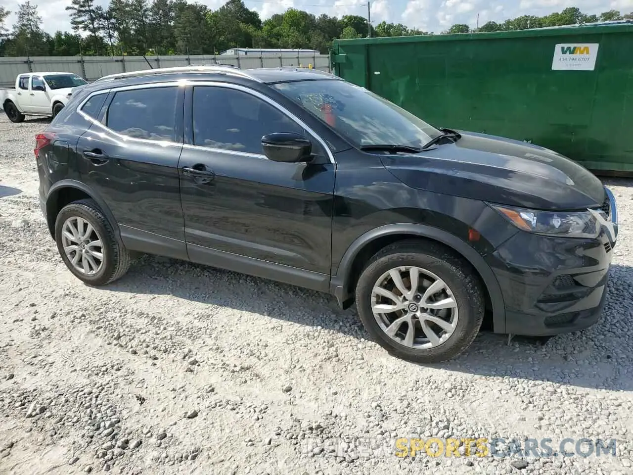 4 Photograph of a damaged car JN1BJ1CV5LW546817 NISSAN ROGUE 2020