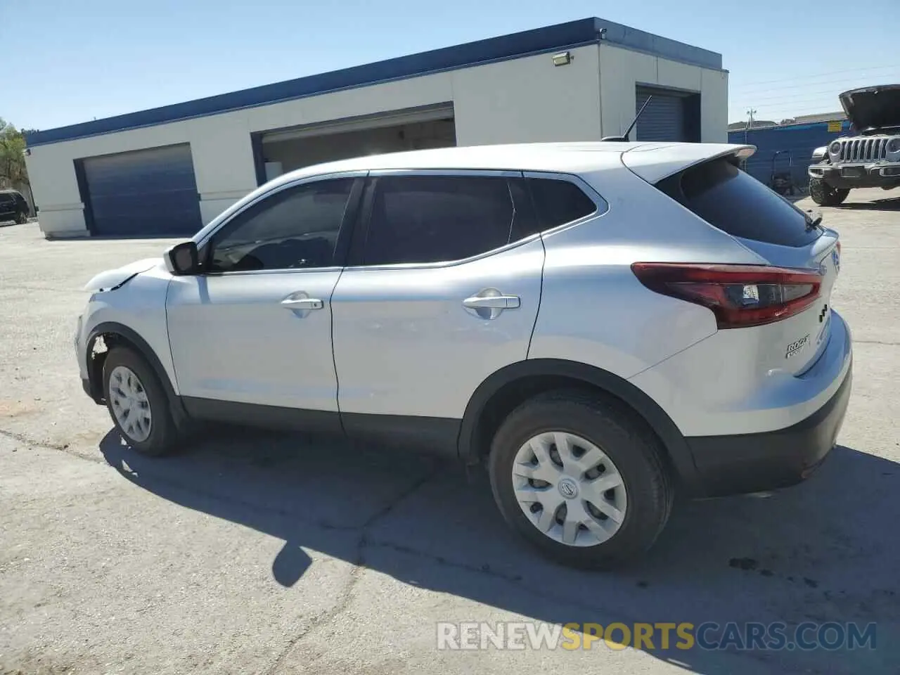 2 Photograph of a damaged car JN1BJ1CV6LW543134 NISSAN ROGUE 2020