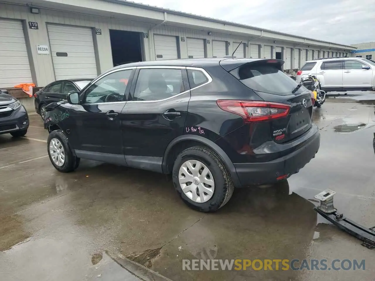 2 Photograph of a damaged car JN1BJ1CV7LW256319 NISSAN ROGUE 2020