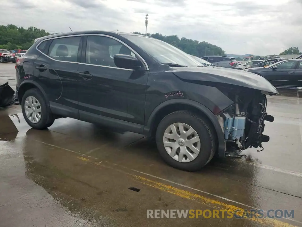 4 Photograph of a damaged car JN1BJ1CV7LW256319 NISSAN ROGUE 2020