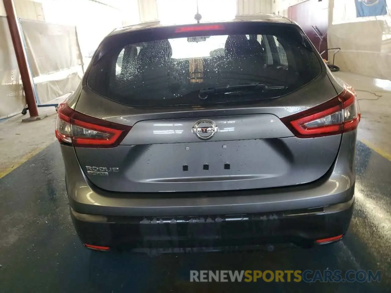 6 Photograph of a damaged car JN1BJ1CV7LW256708 NISSAN ROGUE 2020