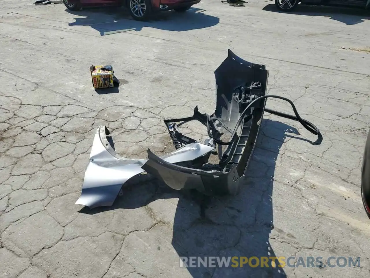 13 Photograph of a damaged car JN1BJ1CV7LW261732 NISSAN ROGUE 2020