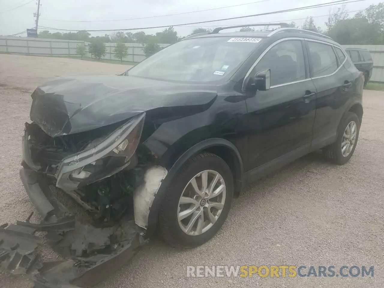 1 Photograph of a damaged car JN1BJ1CV8LW252098 NISSAN ROGUE 2020