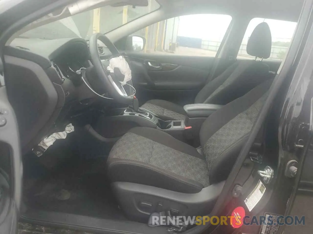 7 Photograph of a damaged car JN1BJ1CV8LW252098 NISSAN ROGUE 2020