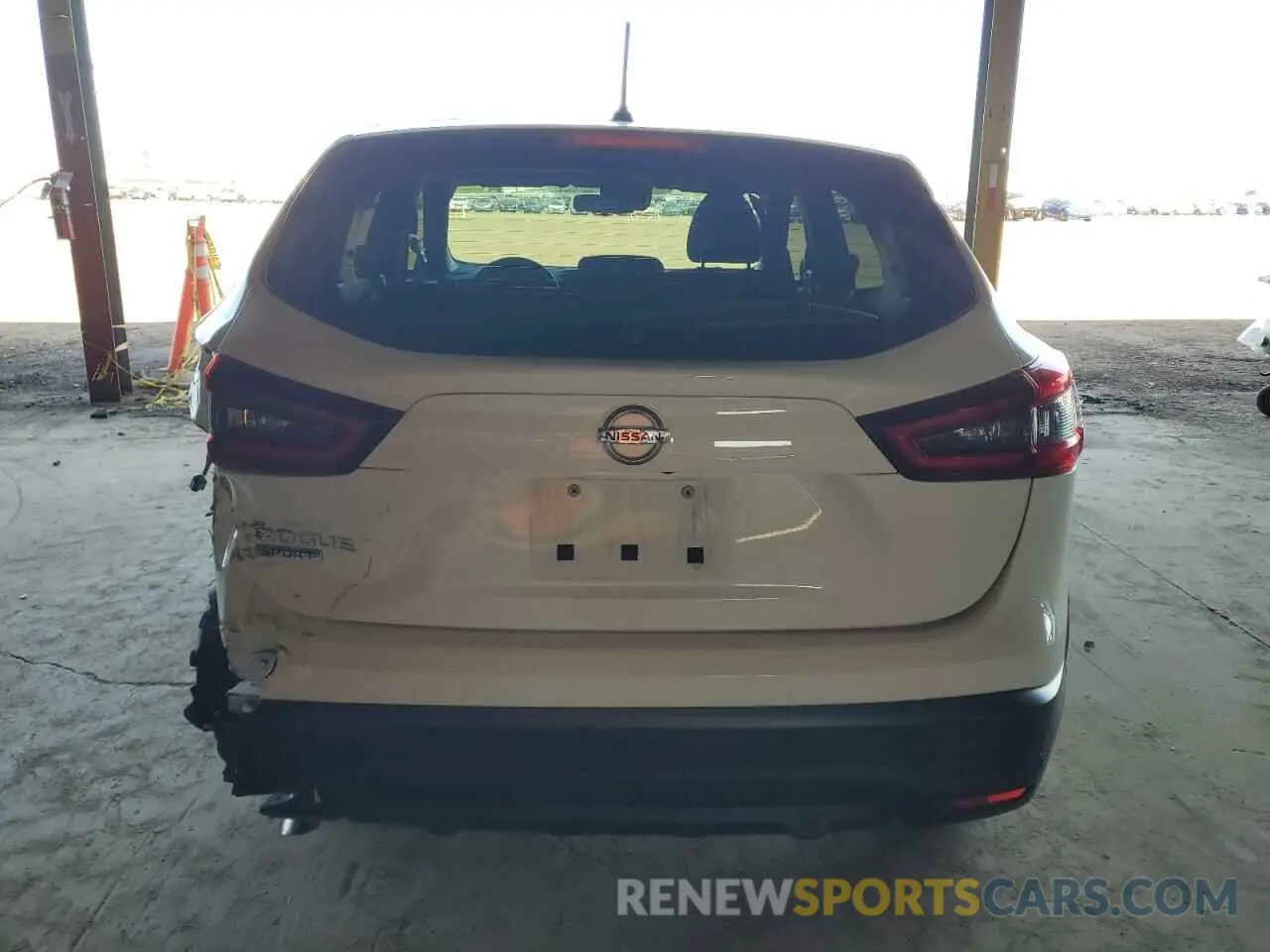 6 Photograph of a damaged car JN1BJ1CV8LW257821 NISSAN ROGUE 2020