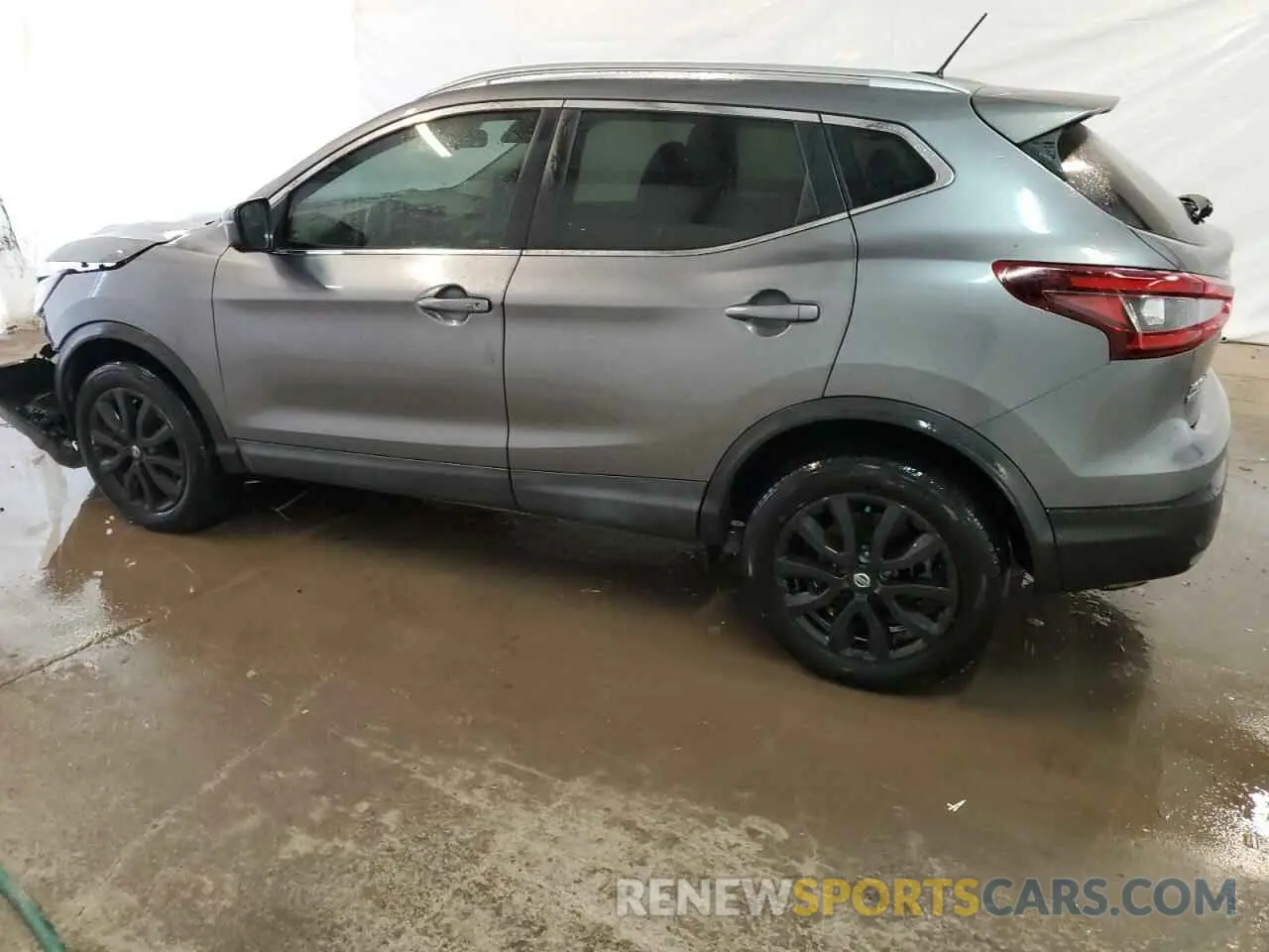 2 Photograph of a damaged car JN1BJ1CV9LW258430 NISSAN ROGUE 2020