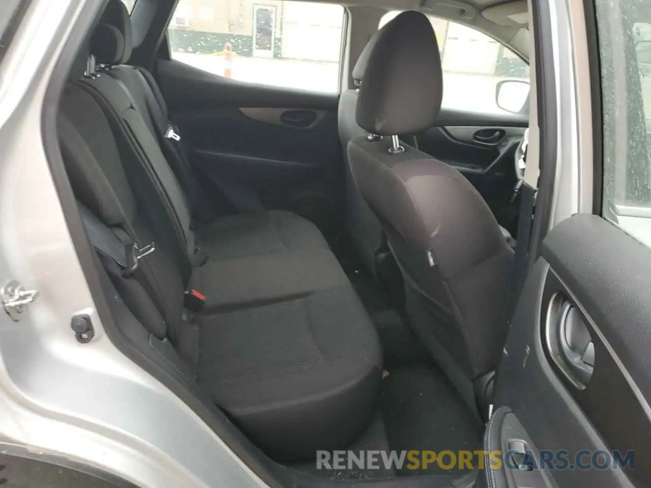 10 Photograph of a damaged car JN1BJ1CV9LW542074 NISSAN ROGUE 2020