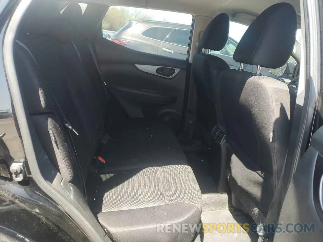 11 Photograph of a damaged car JN1BJ1CV9LW545380 NISSAN ROGUE 2020