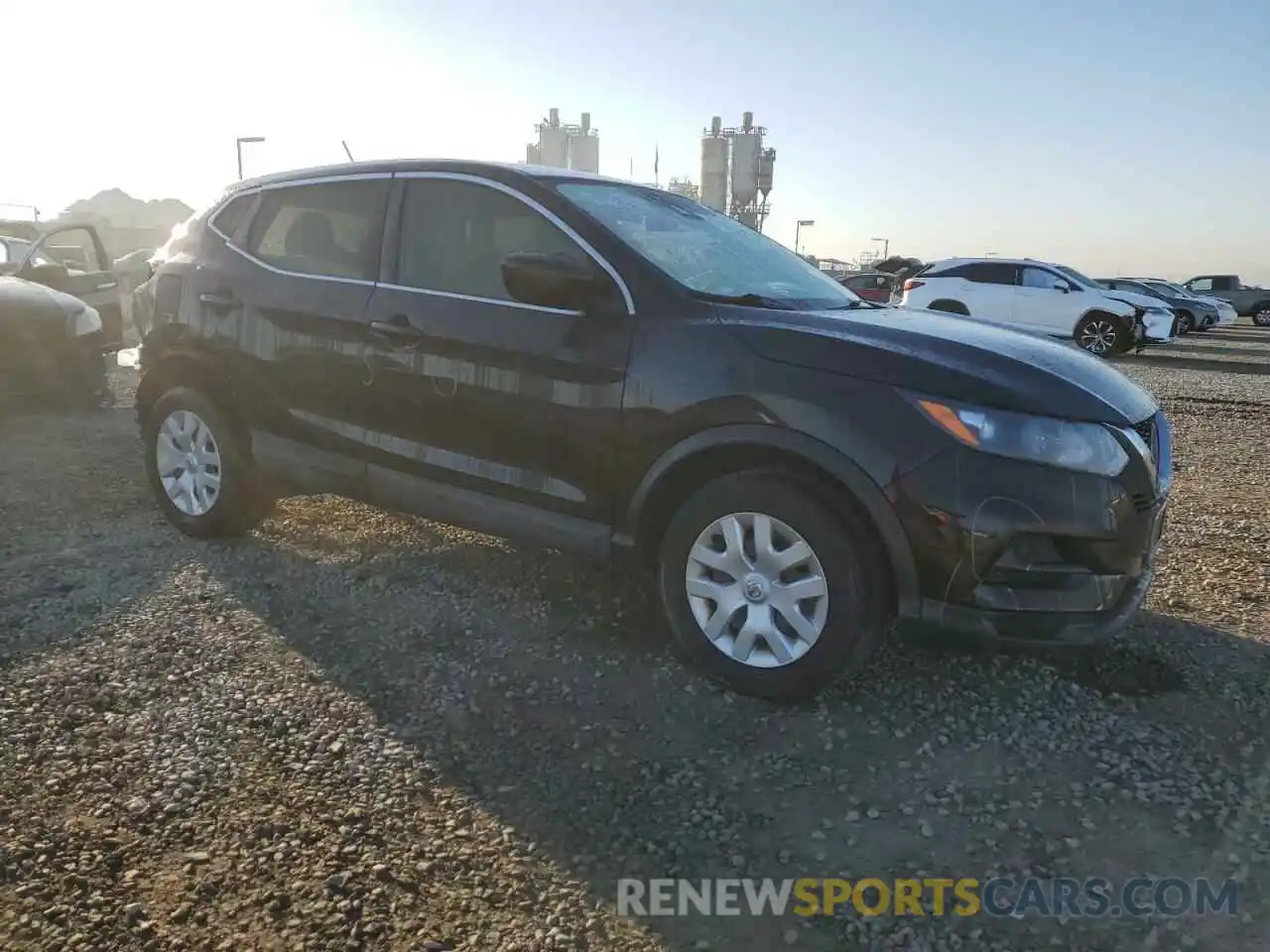 4 Photograph of a damaged car JN1BJ1CVXLW263488 NISSAN ROGUE 2020