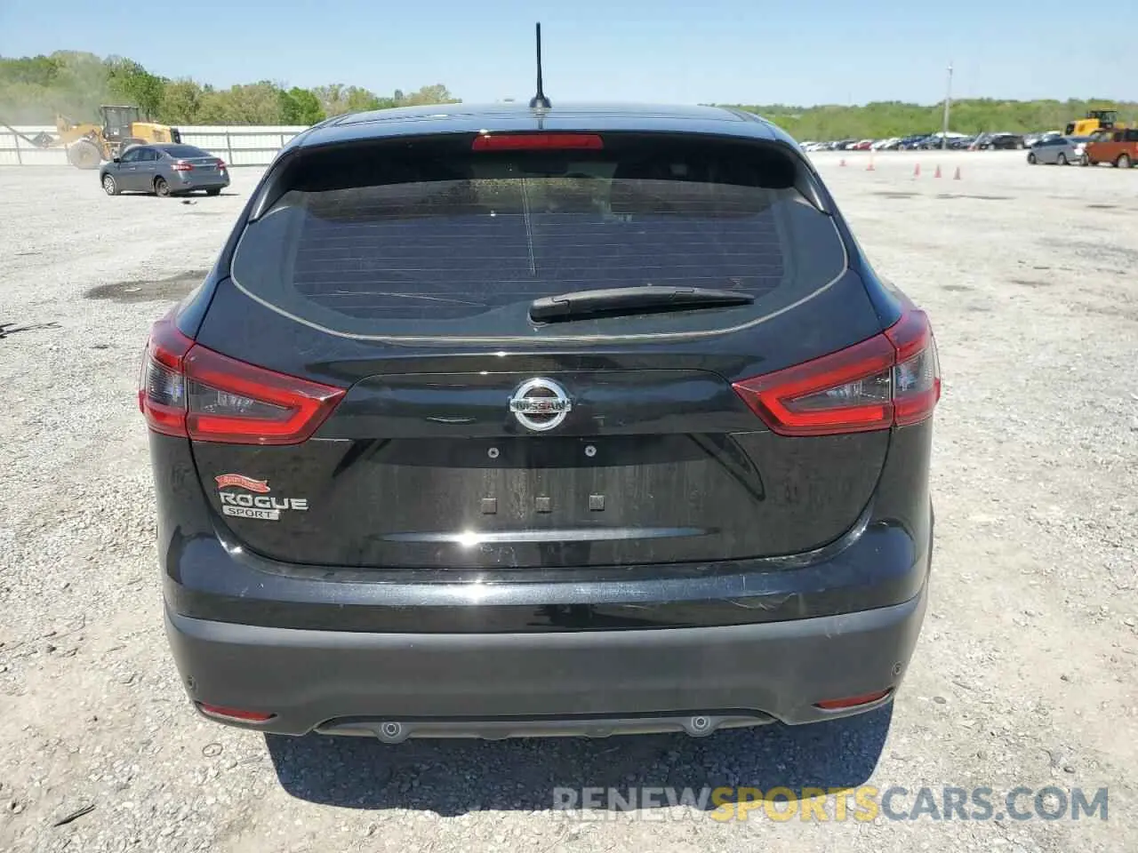 6 Photograph of a damaged car JN1BJ1CVXLW270442 NISSAN ROGUE 2020