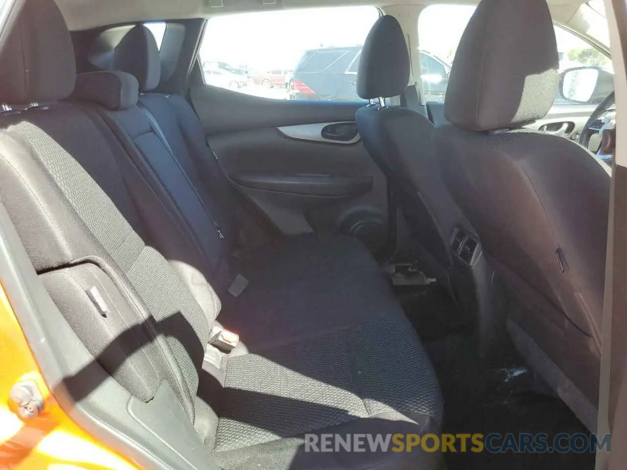 12 Photograph of a damaged car JN1BJ1CW0LW360207 NISSAN ROGUE 2020