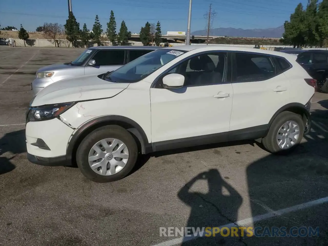 1 Photograph of a damaged car JN1BJ1CW0LW363771 NISSAN ROGUE 2020