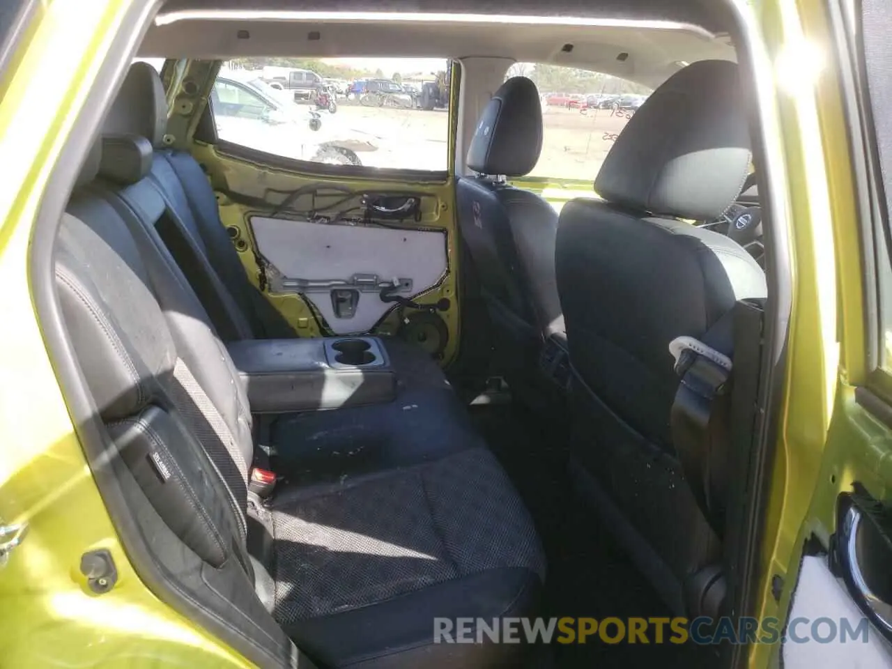 11 Photograph of a damaged car JN1BJ1CW0LW366315 NISSAN ROGUE 2020