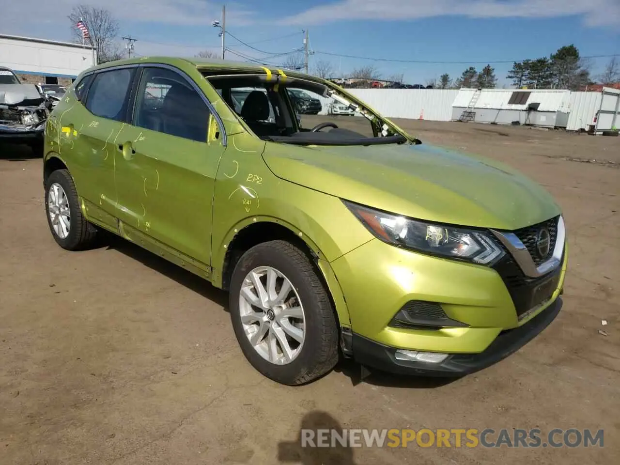 4 Photograph of a damaged car JN1BJ1CW0LW366315 NISSAN ROGUE 2020