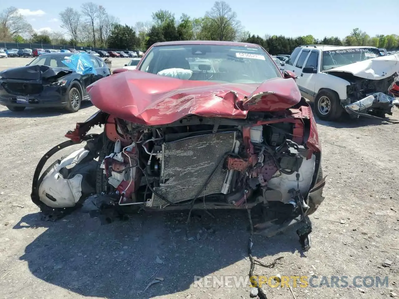 5 Photograph of a damaged car JN1BJ1CW0LW389691 NISSAN ROGUE 2020