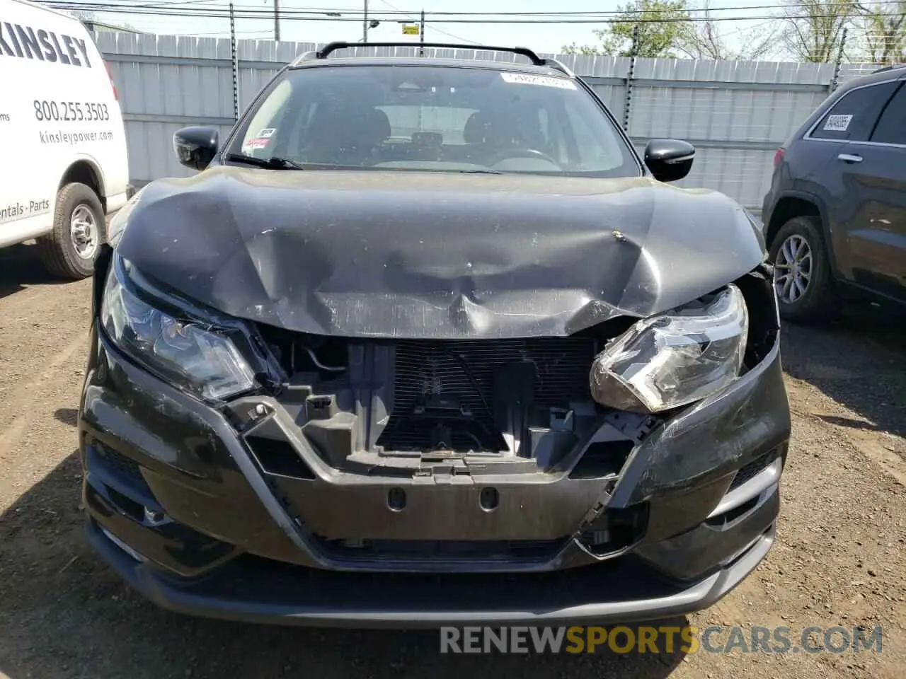 5 Photograph of a damaged car JN1BJ1CW0LW391411 NISSAN ROGUE 2020