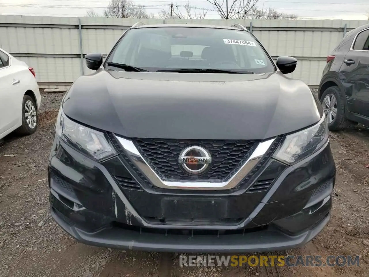 5 Photograph of a damaged car JN1BJ1CW2LW642820 NISSAN ROGUE 2020