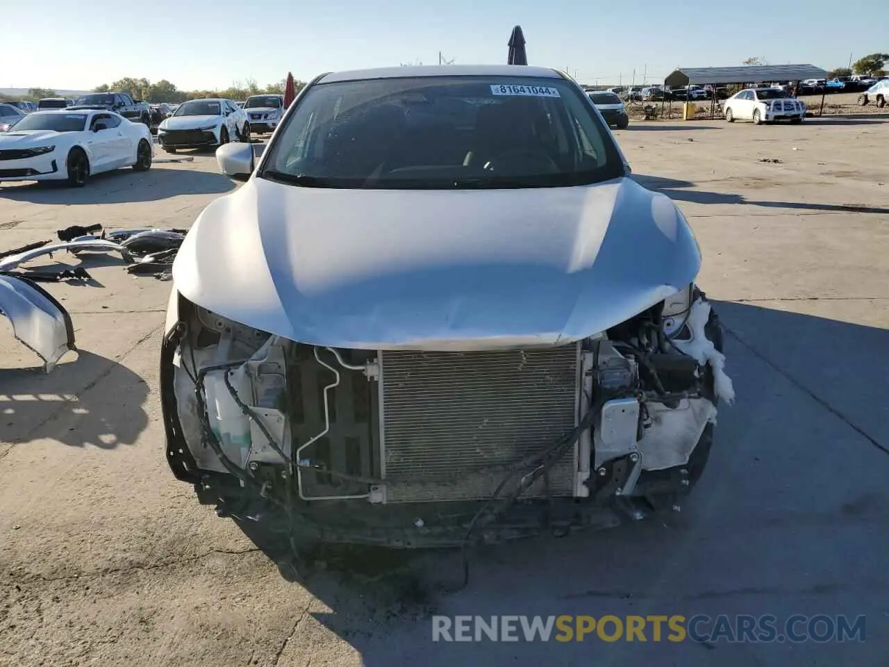 5 Photograph of a damaged car JN1BJ1CW3LW370536 NISSAN ROGUE 2020
