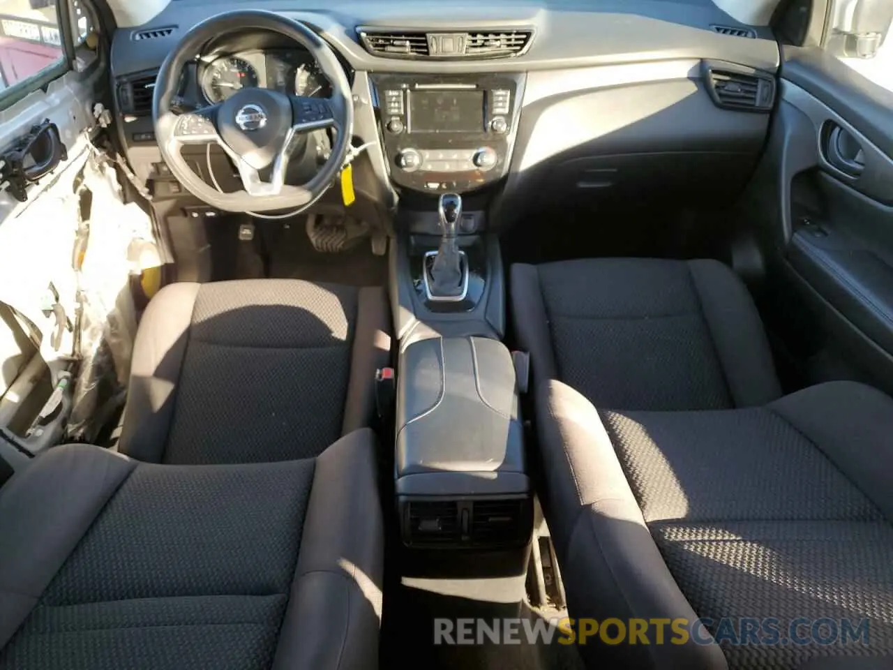 8 Photograph of a damaged car JN1BJ1CW3LW370536 NISSAN ROGUE 2020