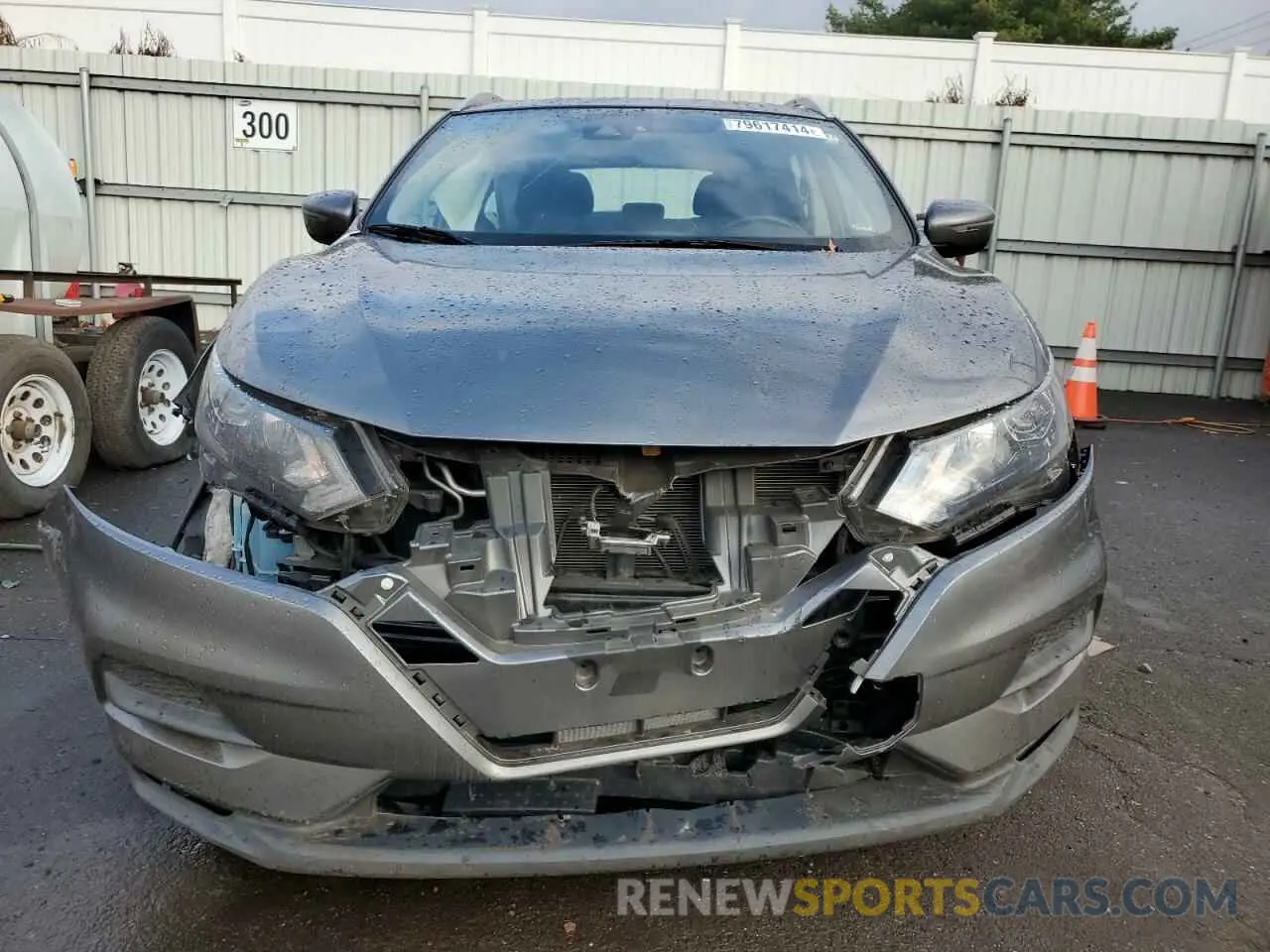 5 Photograph of a damaged car JN1BJ1CW3LW374313 NISSAN ROGUE 2020
