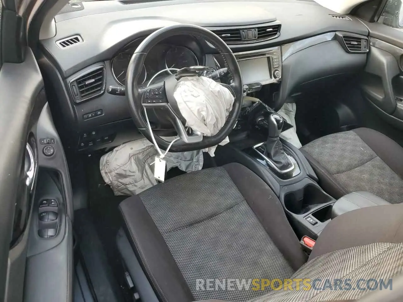 8 Photograph of a damaged car JN1BJ1CW3LW374313 NISSAN ROGUE 2020