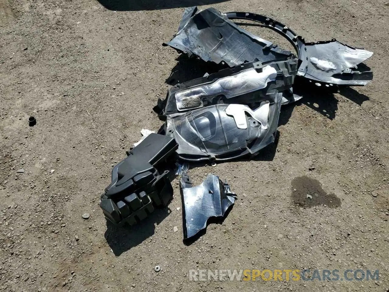 13 Photograph of a damaged car JN1BJ1CW3LW389023 NISSAN ROGUE 2020