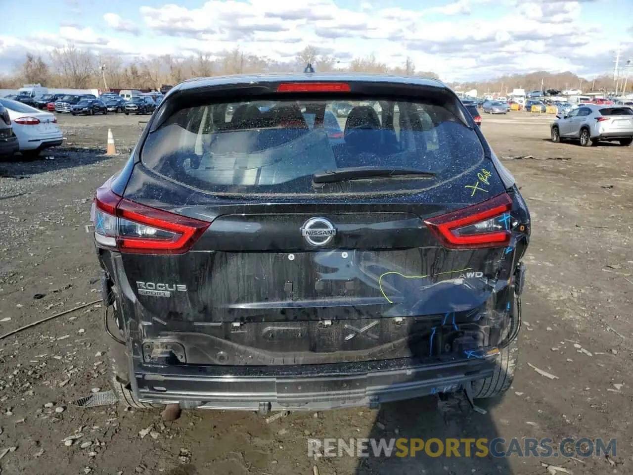 6 Photograph of a damaged car JN1BJ1CW3LW647928 NISSAN ROGUE 2020