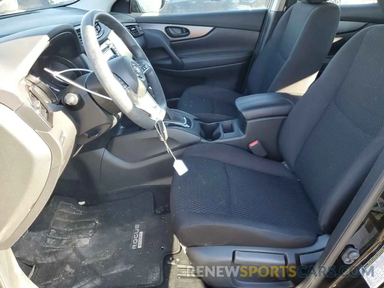 7 Photograph of a damaged car JN1BJ1CW3LW647928 NISSAN ROGUE 2020