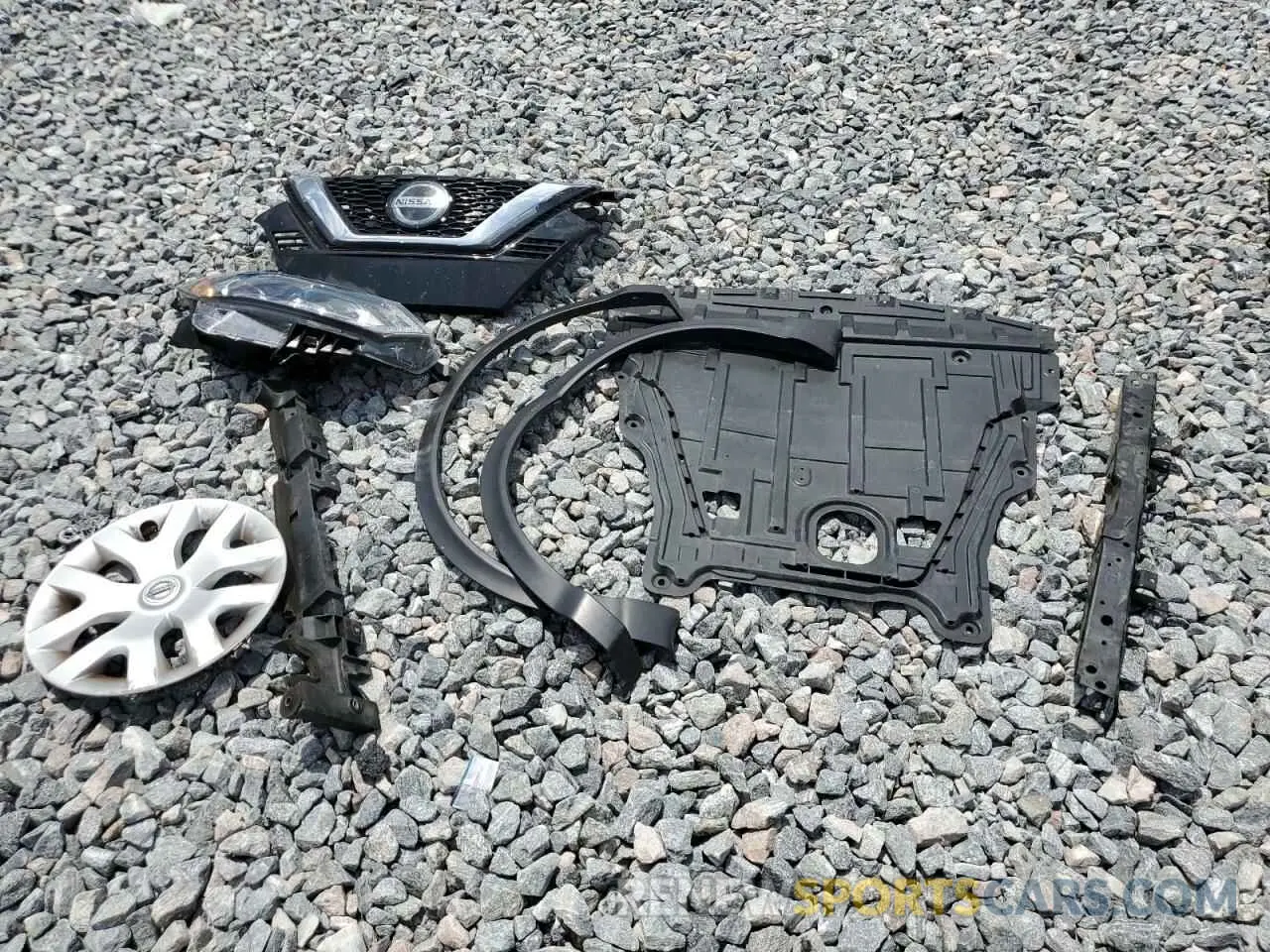 12 Photograph of a damaged car JN1BJ1CW4LW368021 NISSAN ROGUE 2020