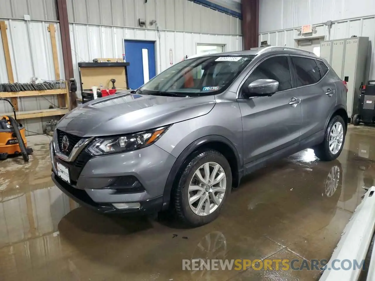 1 Photograph of a damaged car JN1BJ1CW4LW373980 NISSAN ROGUE 2020