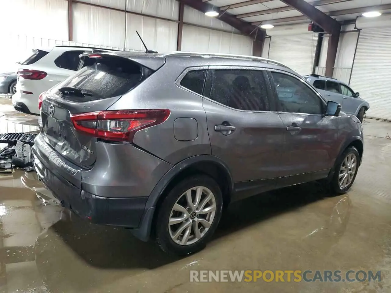 3 Photograph of a damaged car JN1BJ1CW4LW373980 NISSAN ROGUE 2020