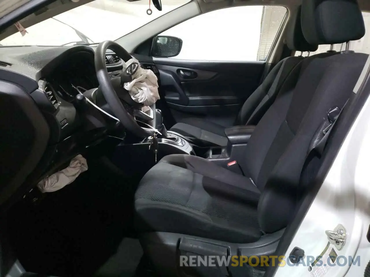 7 Photograph of a damaged car JN1BJ1CW4LW383134 NISSAN ROGUE 2020