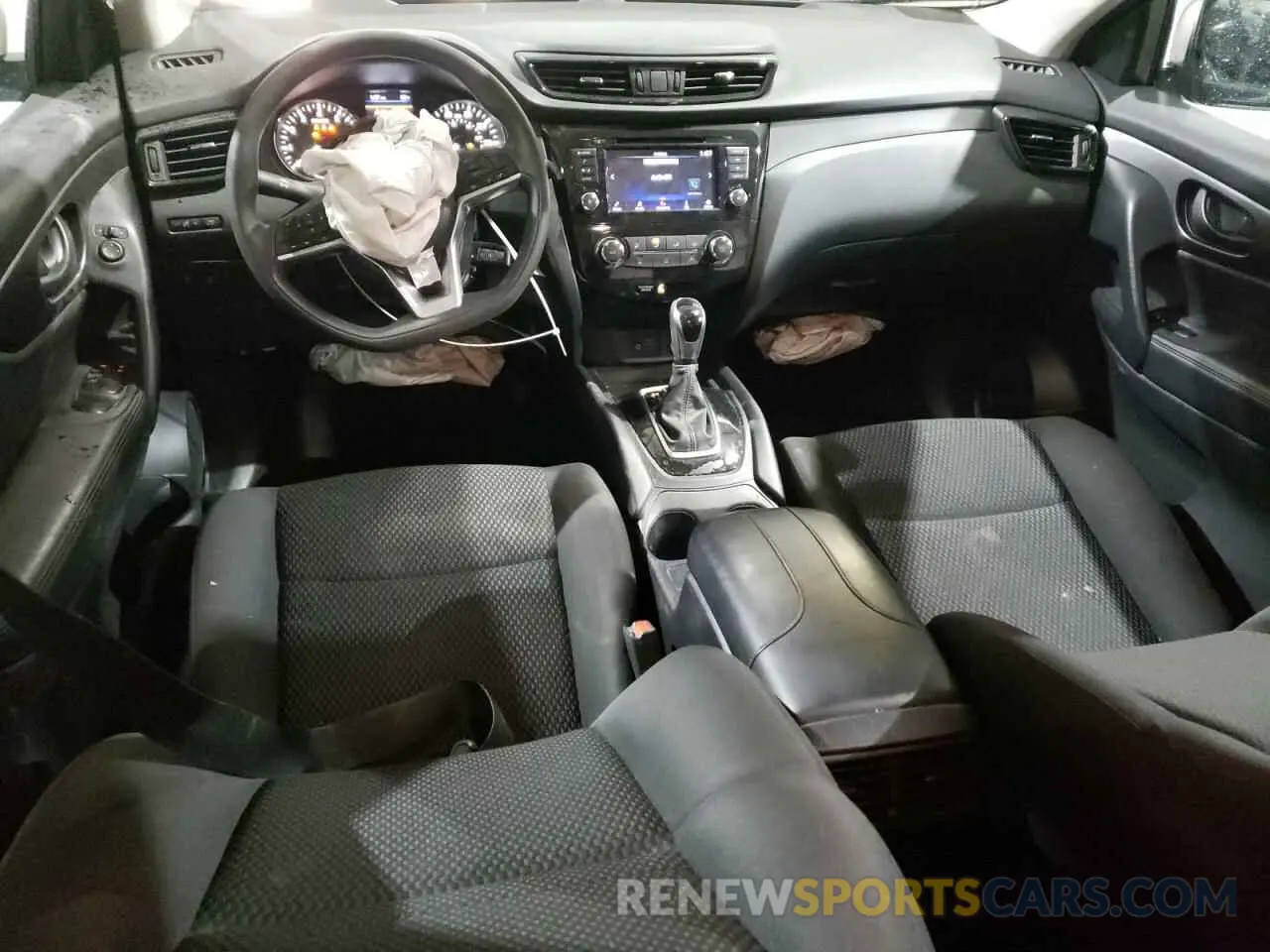 8 Photograph of a damaged car JN1BJ1CW4LW383134 NISSAN ROGUE 2020