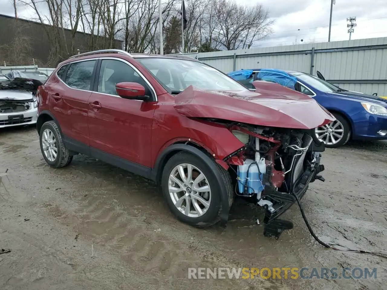 4 Photograph of a damaged car JN1BJ1CW4LW388821 NISSAN ROGUE 2020