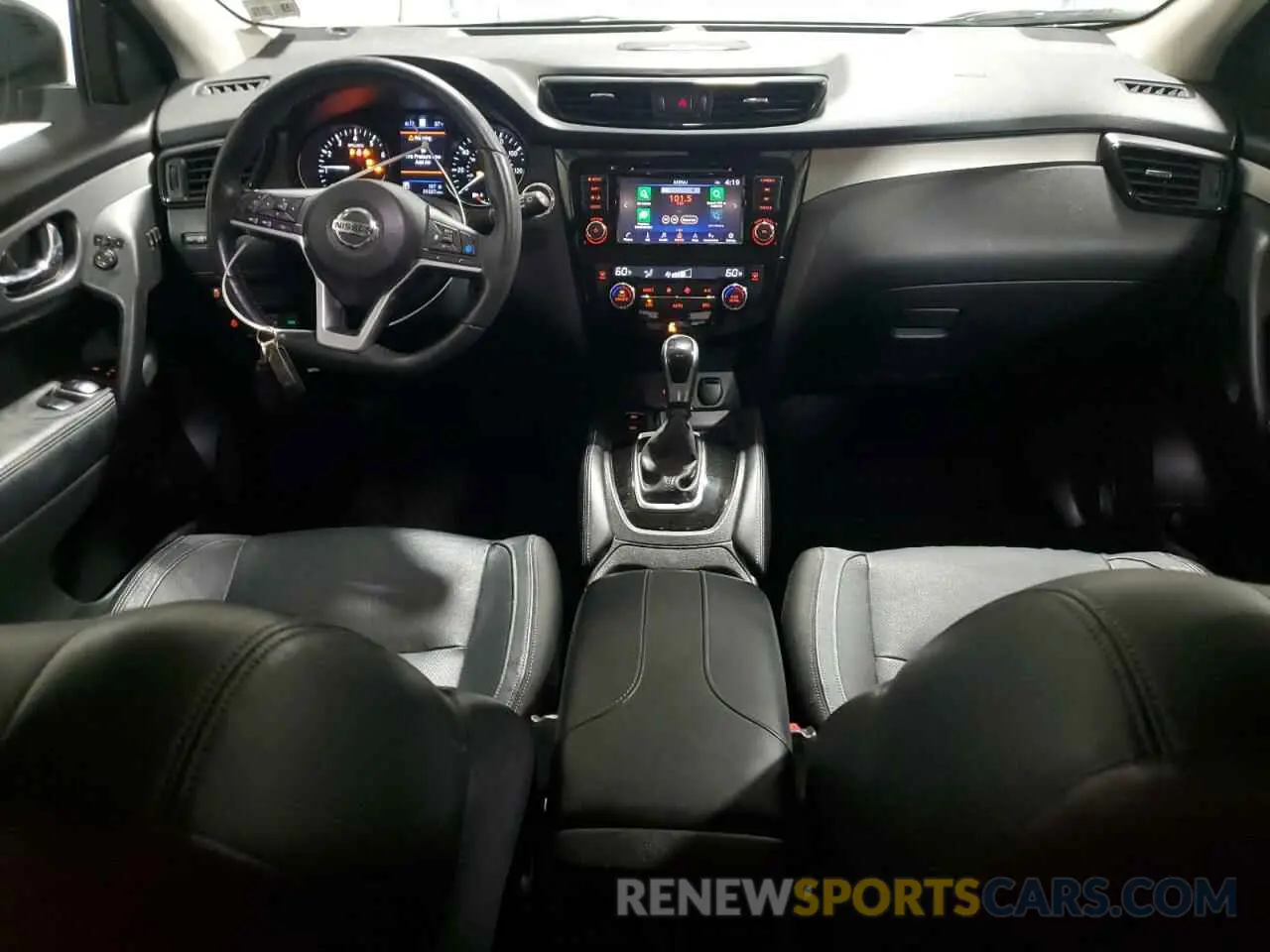 8 Photograph of a damaged car JN1BJ1CW4LW641507 NISSAN ROGUE 2020