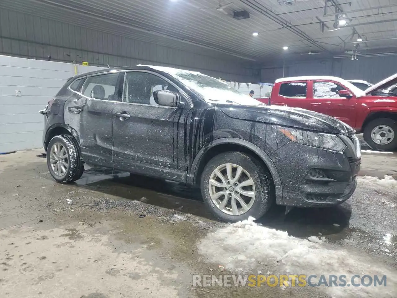 4 Photograph of a damaged car JN1BJ1CW4LW642009 NISSAN ROGUE 2020